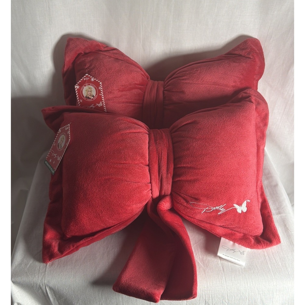 Lot Of‎ 2 Dolly Parton Christmas Red Bow Decorative Pillows NWT